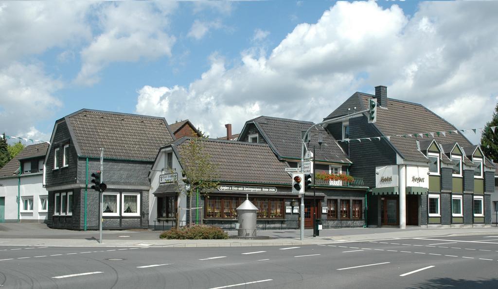 Hotel Heyder Burscheid Kültér fotó