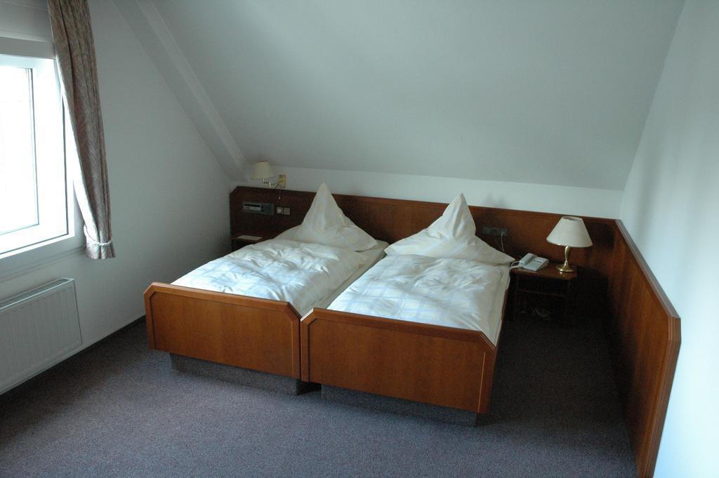 Hotel Heyder Burscheid Kültér fotó