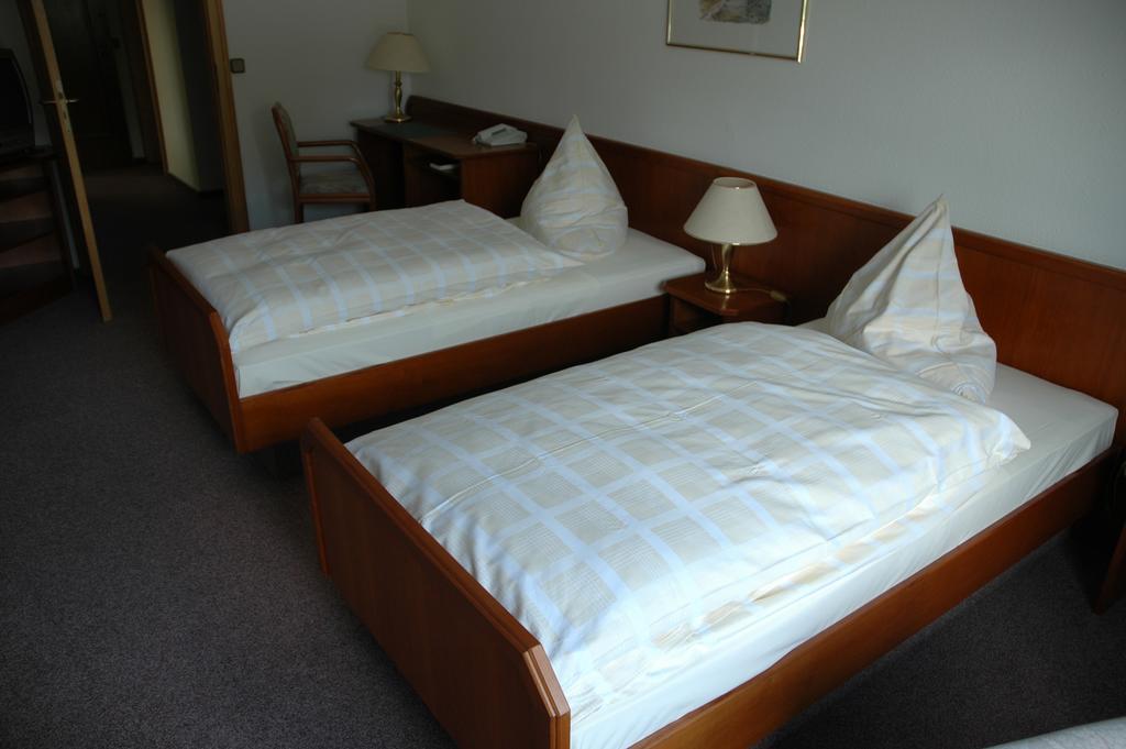 Hotel Heyder Burscheid Kültér fotó