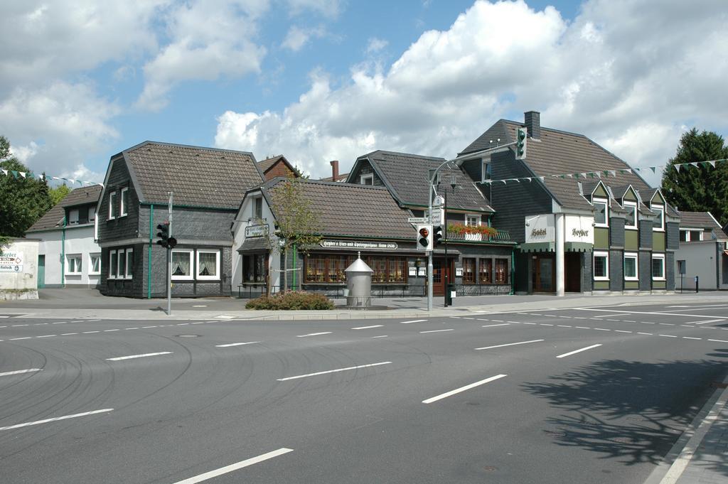 Hotel Heyder Burscheid Kültér fotó